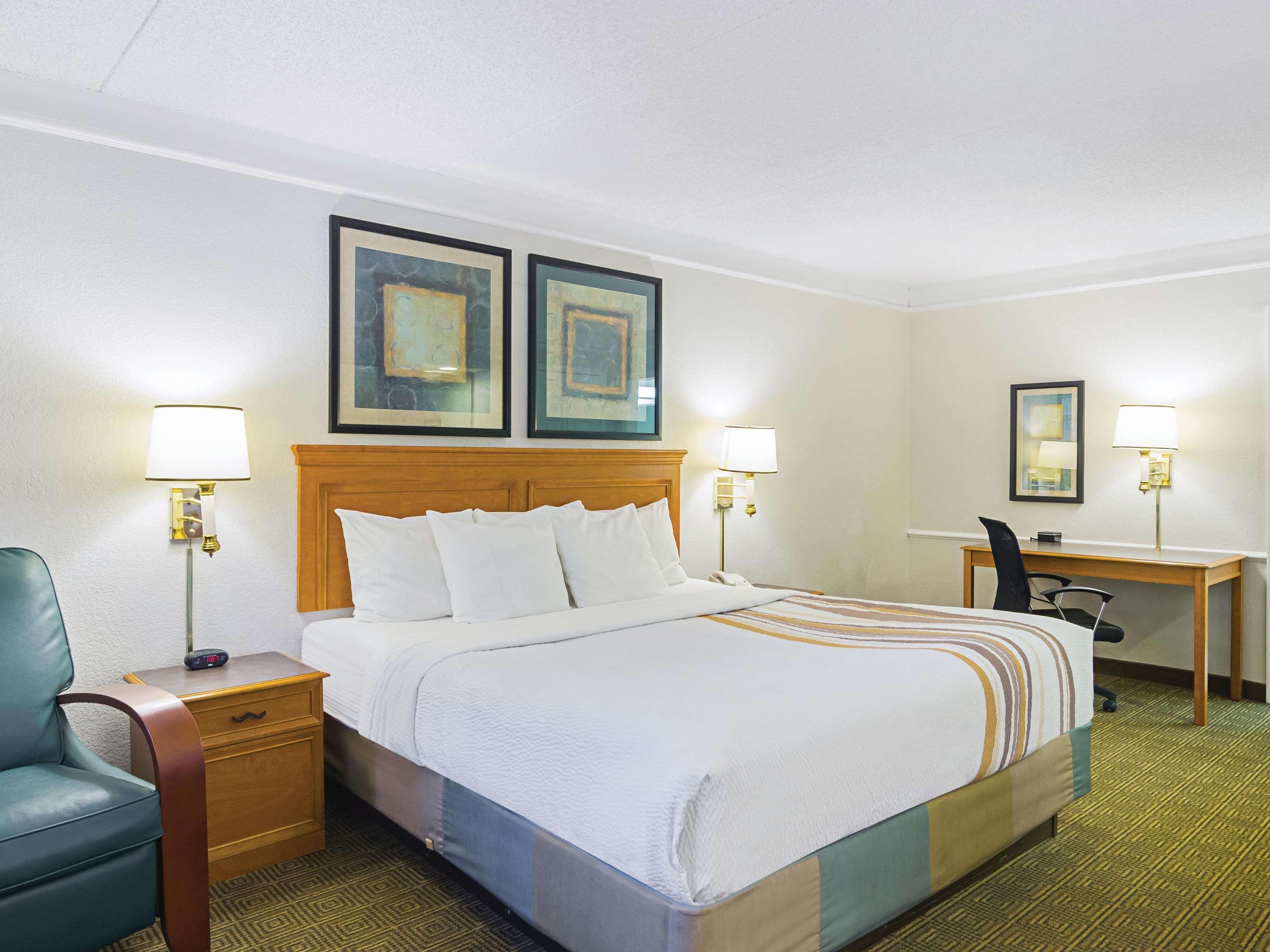 La Quinta Inn By Wyndham Denver Northglenn Exterior photo