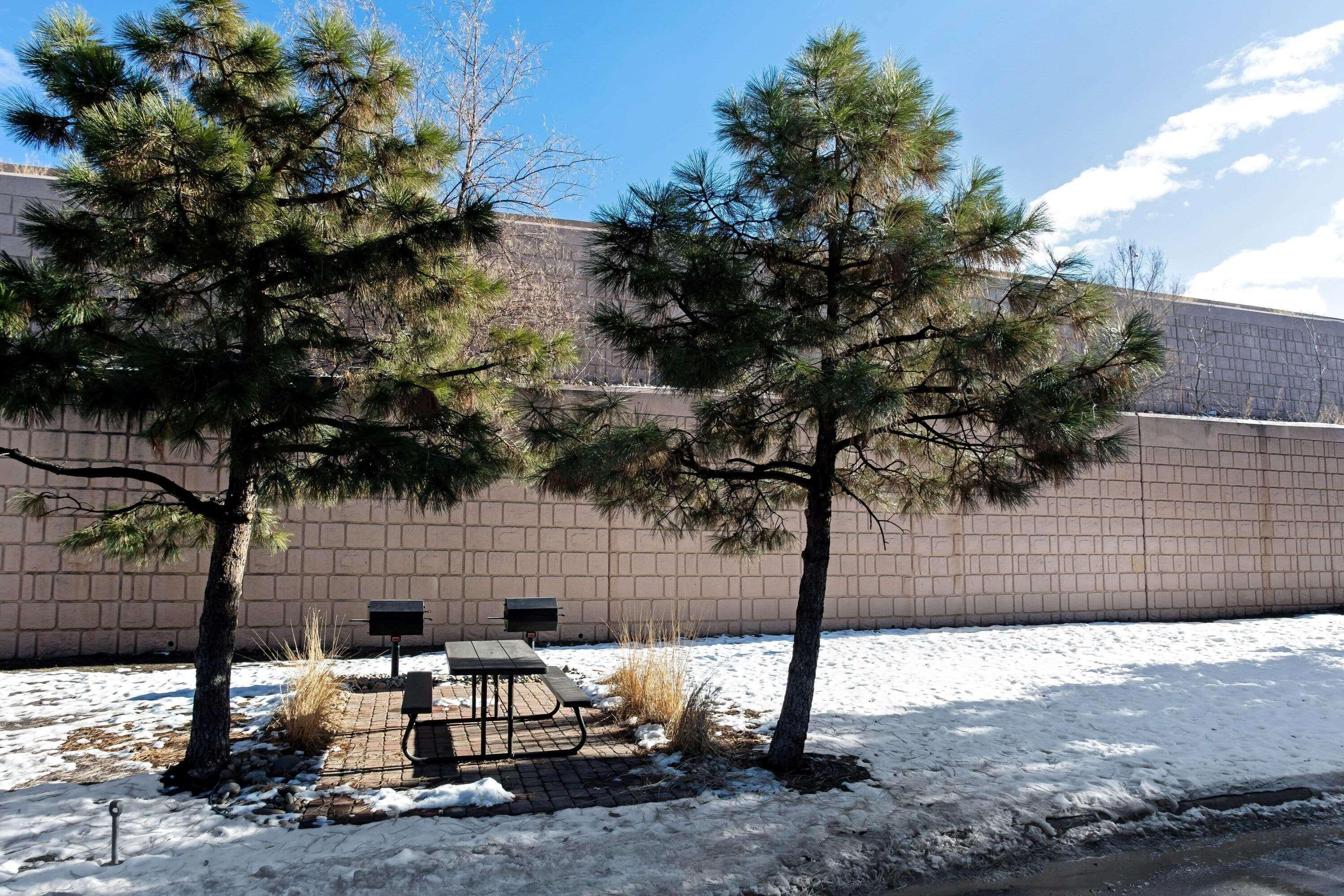 La Quinta Inn By Wyndham Denver Northglenn Exterior photo